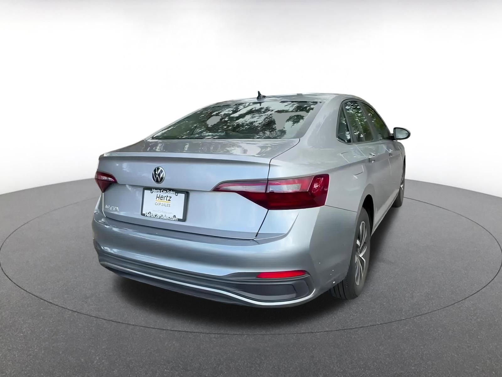 Thumbnail: 2024 Volkswagen Jetta - 13