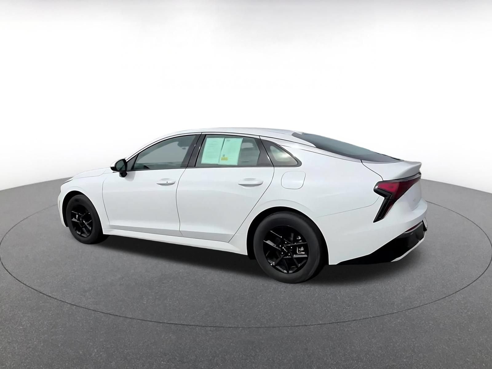 Thumbnail: 2025 Kia K5 - 8