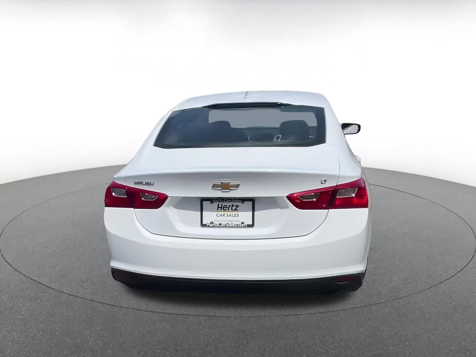 Thumbnail: 2023 Chevrolet Malibu - 12