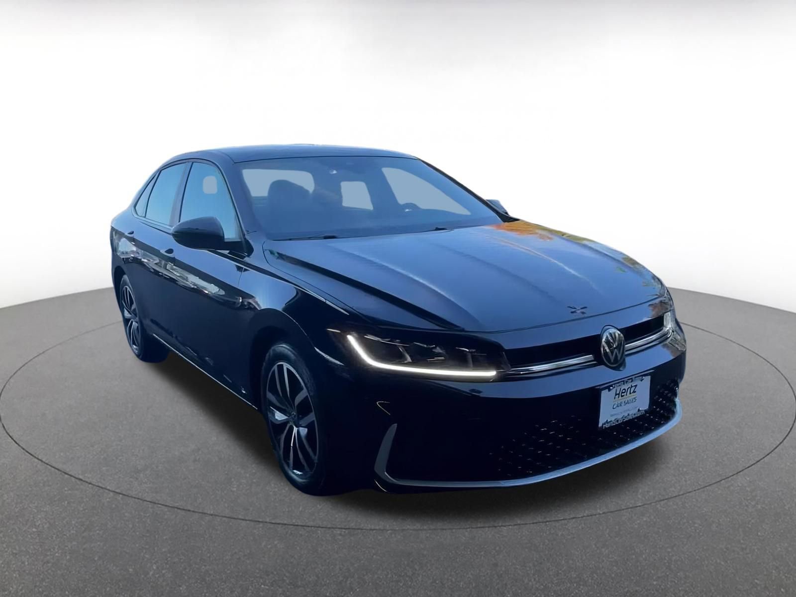 Thumbnail: 2025 Volkswagen Jetta - 3