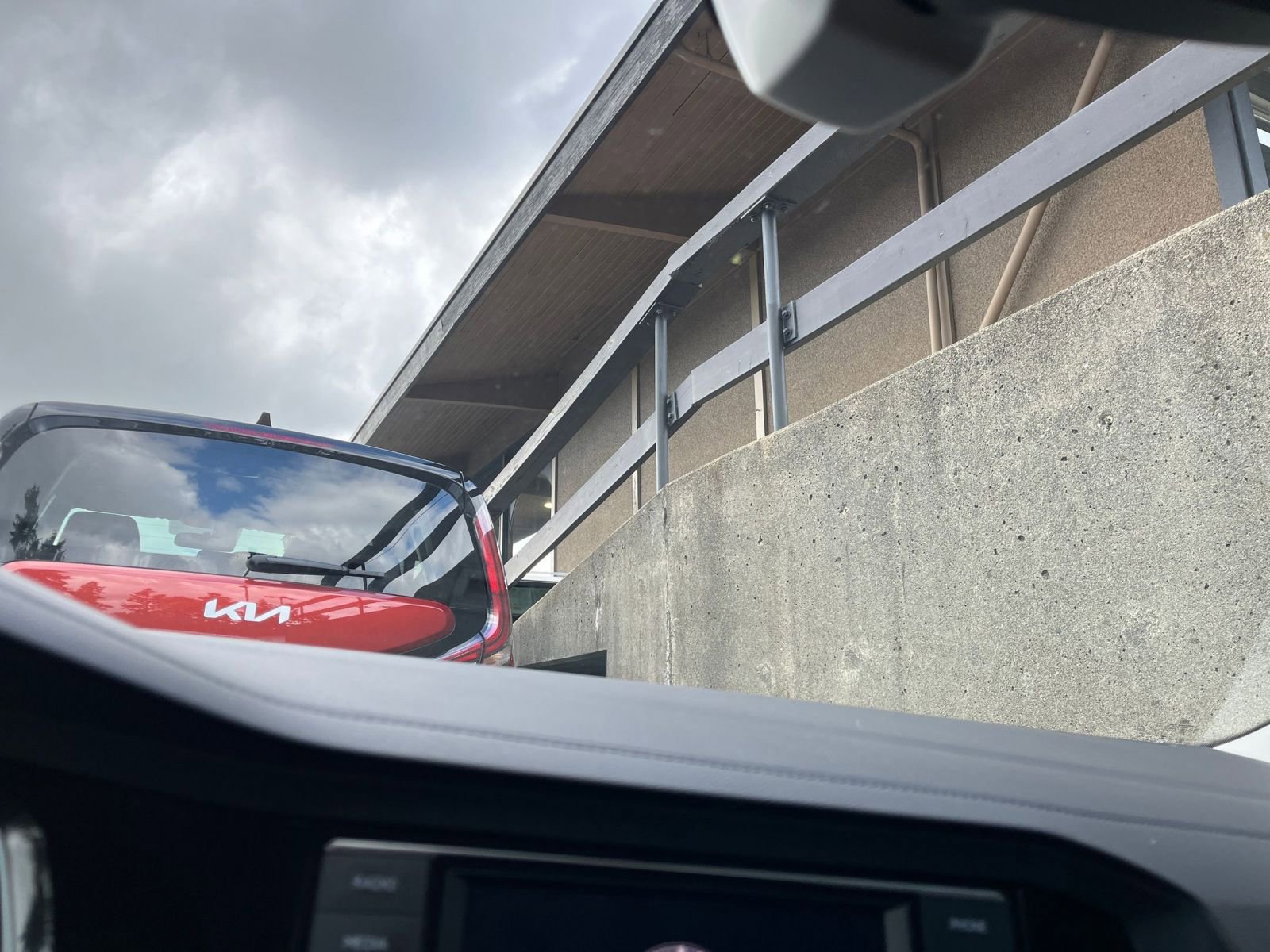 Thumbnail: 2024 Volkswagen Jetta - 18