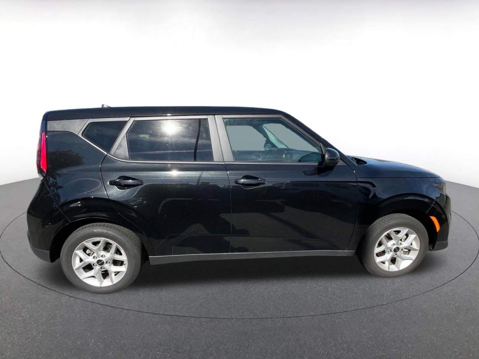 Thumbnail: 2025 Kia Soul - 8