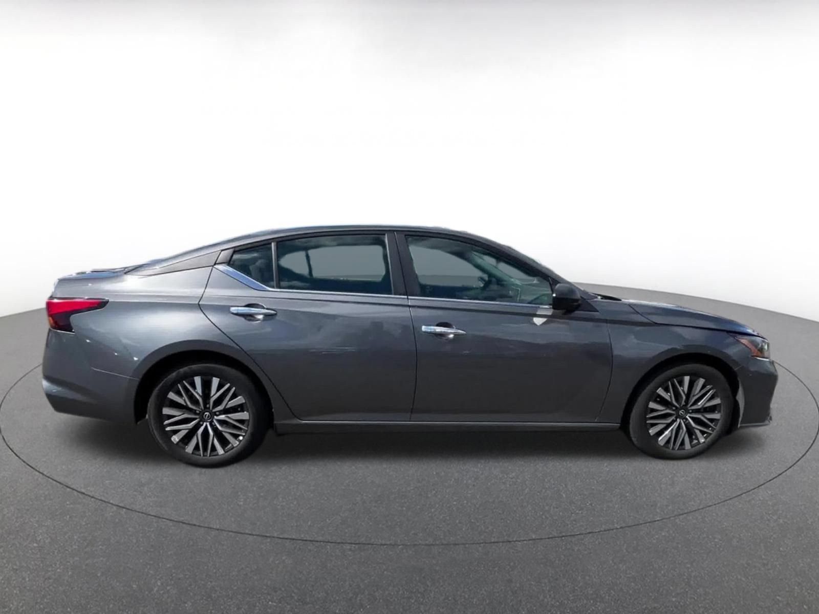 Thumbnail: 2025 Nissan Altima - 13