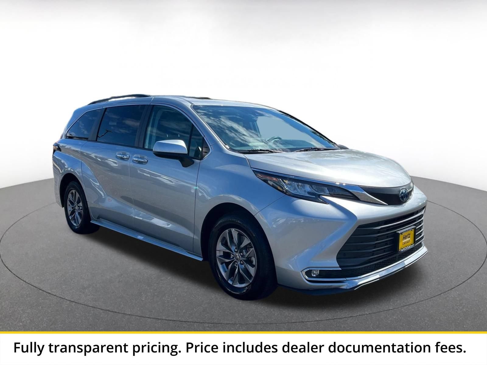 Thumbnail: 2023 Toyota Sienna - 1
