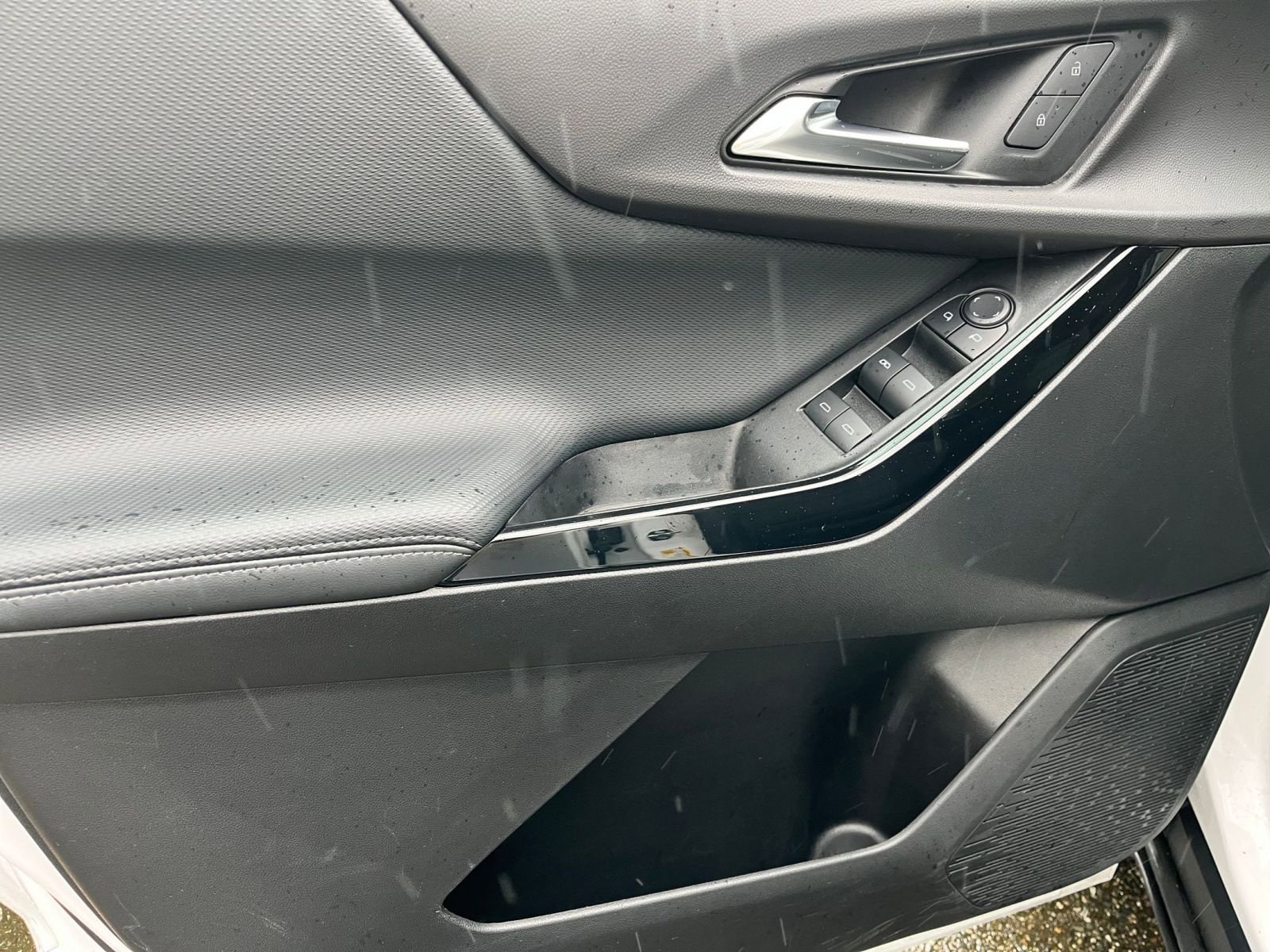 Thumbnail: 2025 Chevrolet Equinox - 18