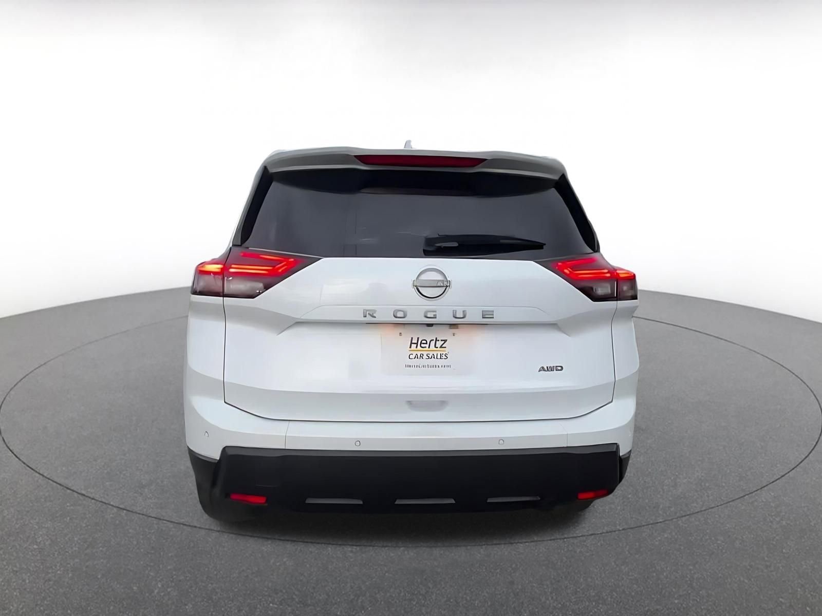 Thumbnail: 2025 Nissan Rogue - 12