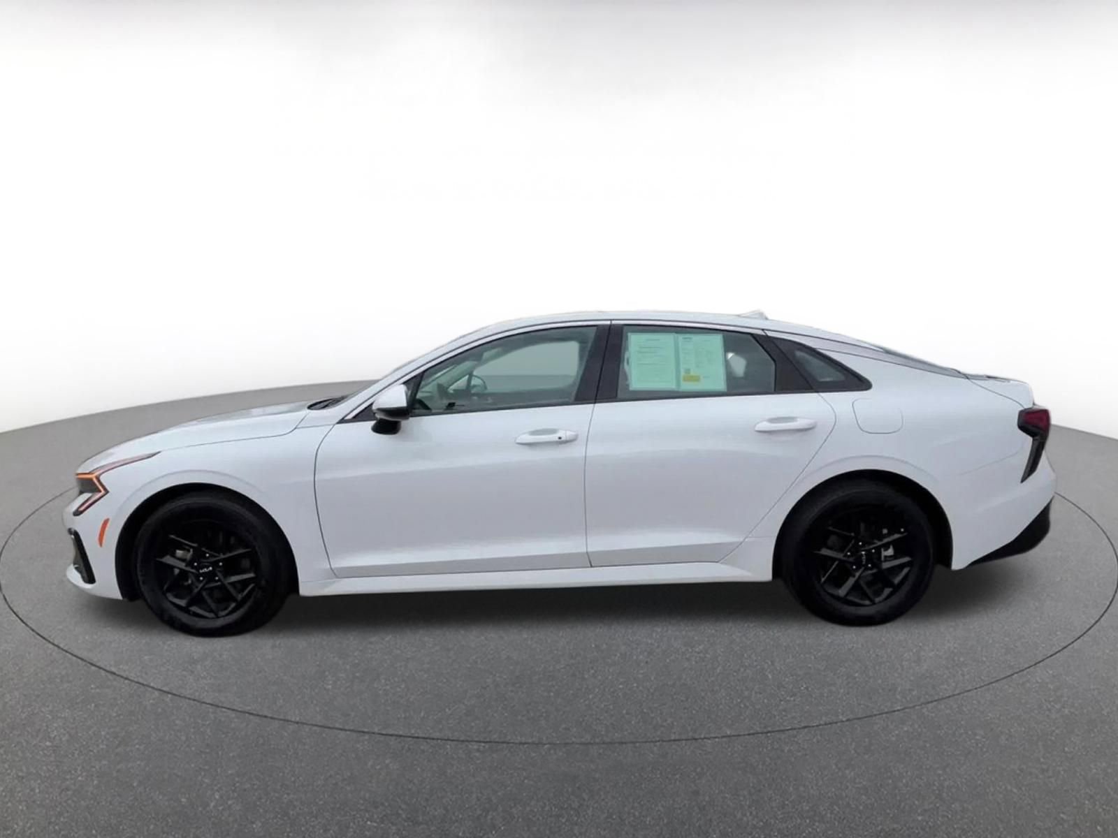 Thumbnail: 2025 Kia K5 - 9