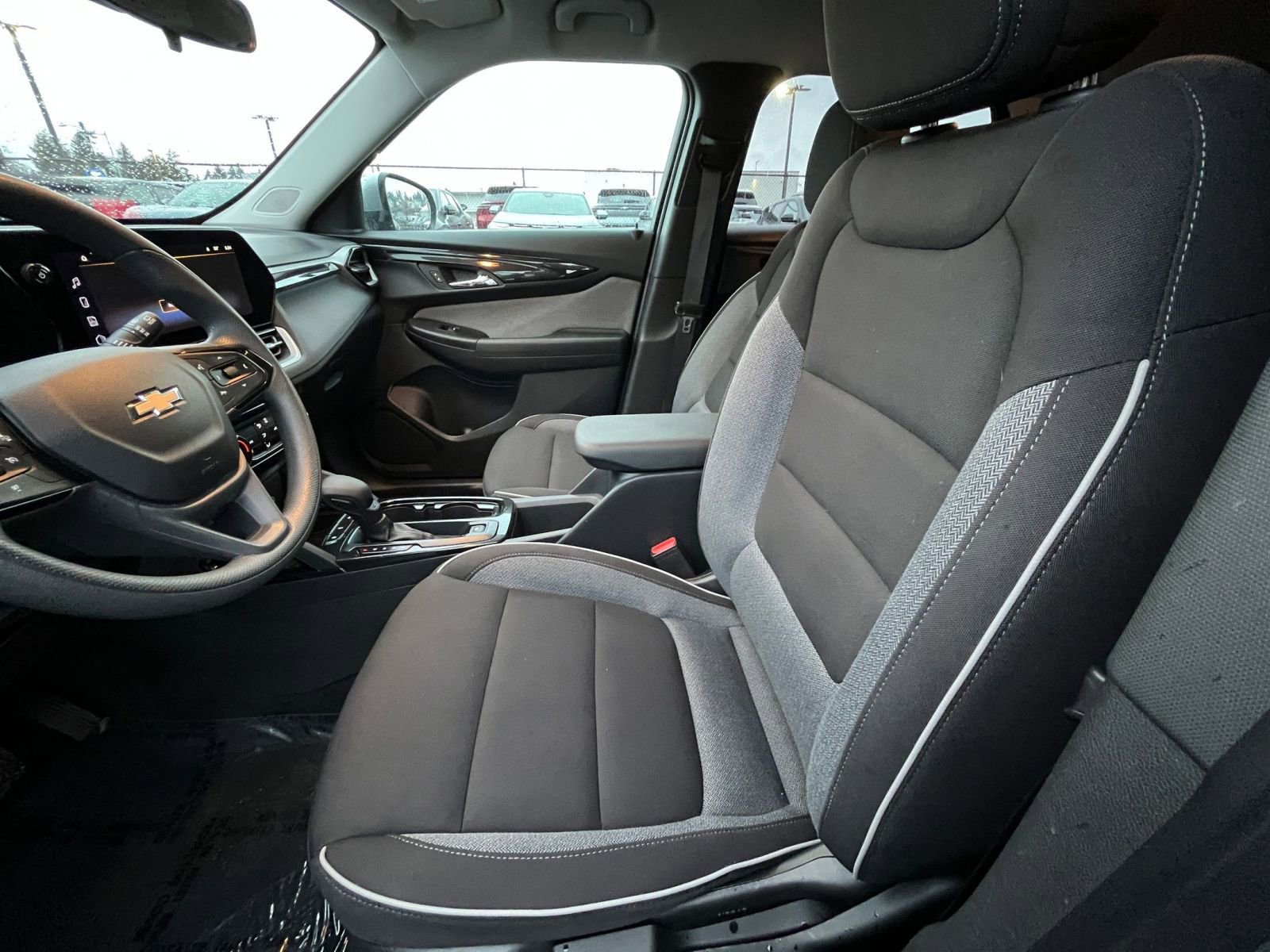 Thumbnail: 2025 Chevrolet TrailBlazer - 28