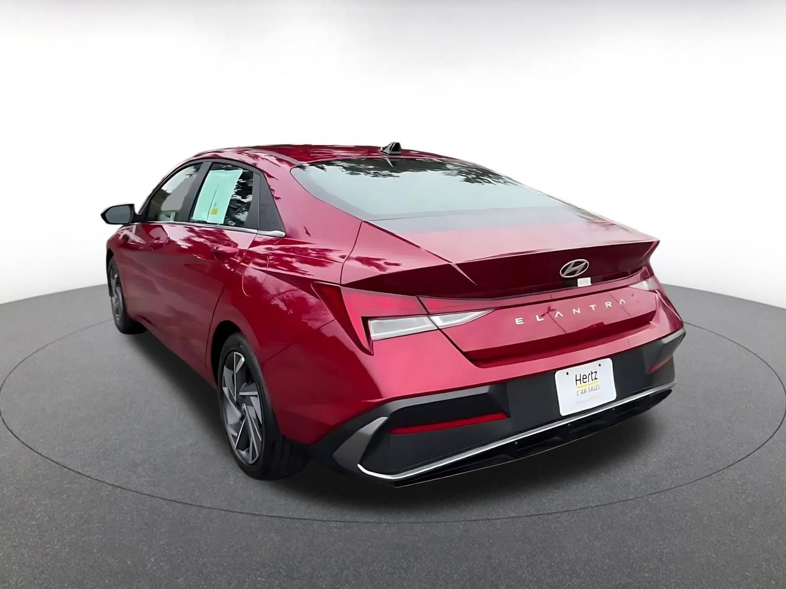 Thumbnail: 2025 Hyundai Elantra - 11