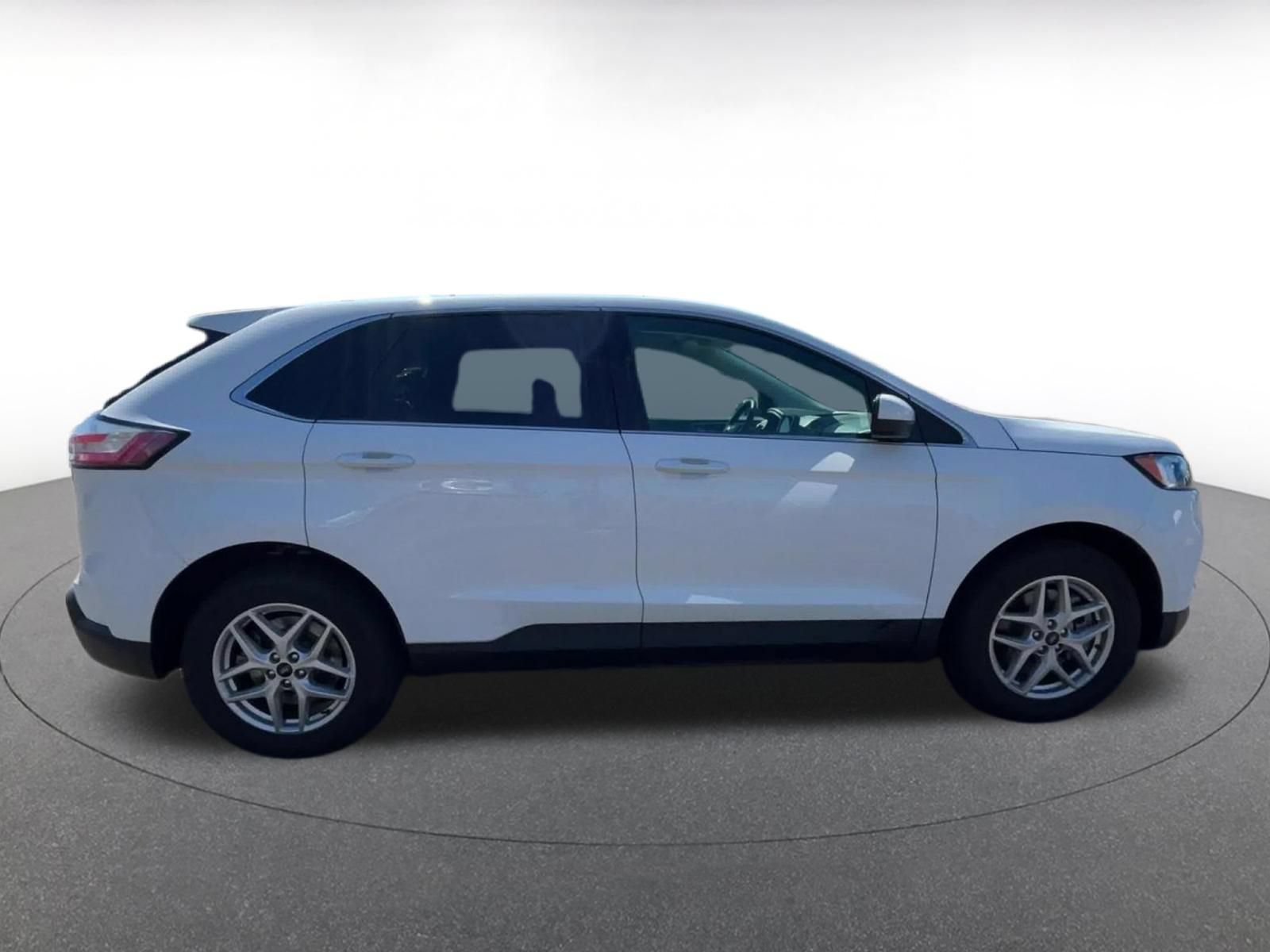 Thumbnail: 2024 Ford Edge - 16