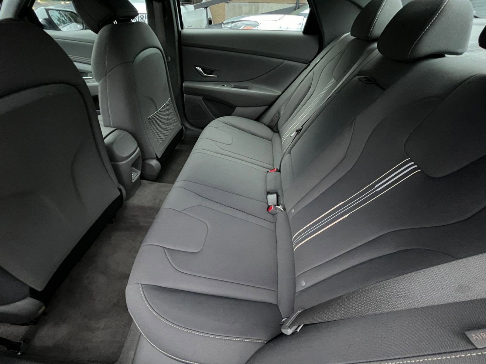 Thumbnail: 2025 Hyundai Elantra - 25