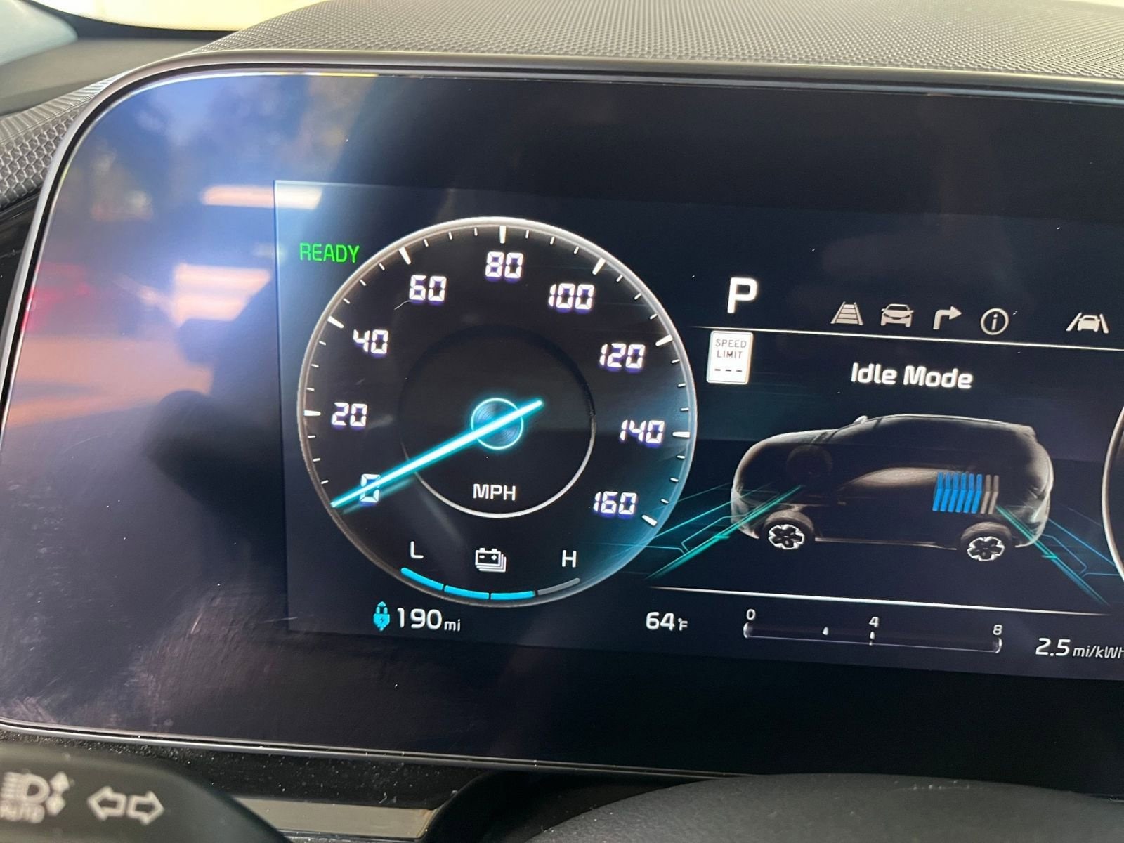 Thumbnail: 2023 Kia Niro - 18