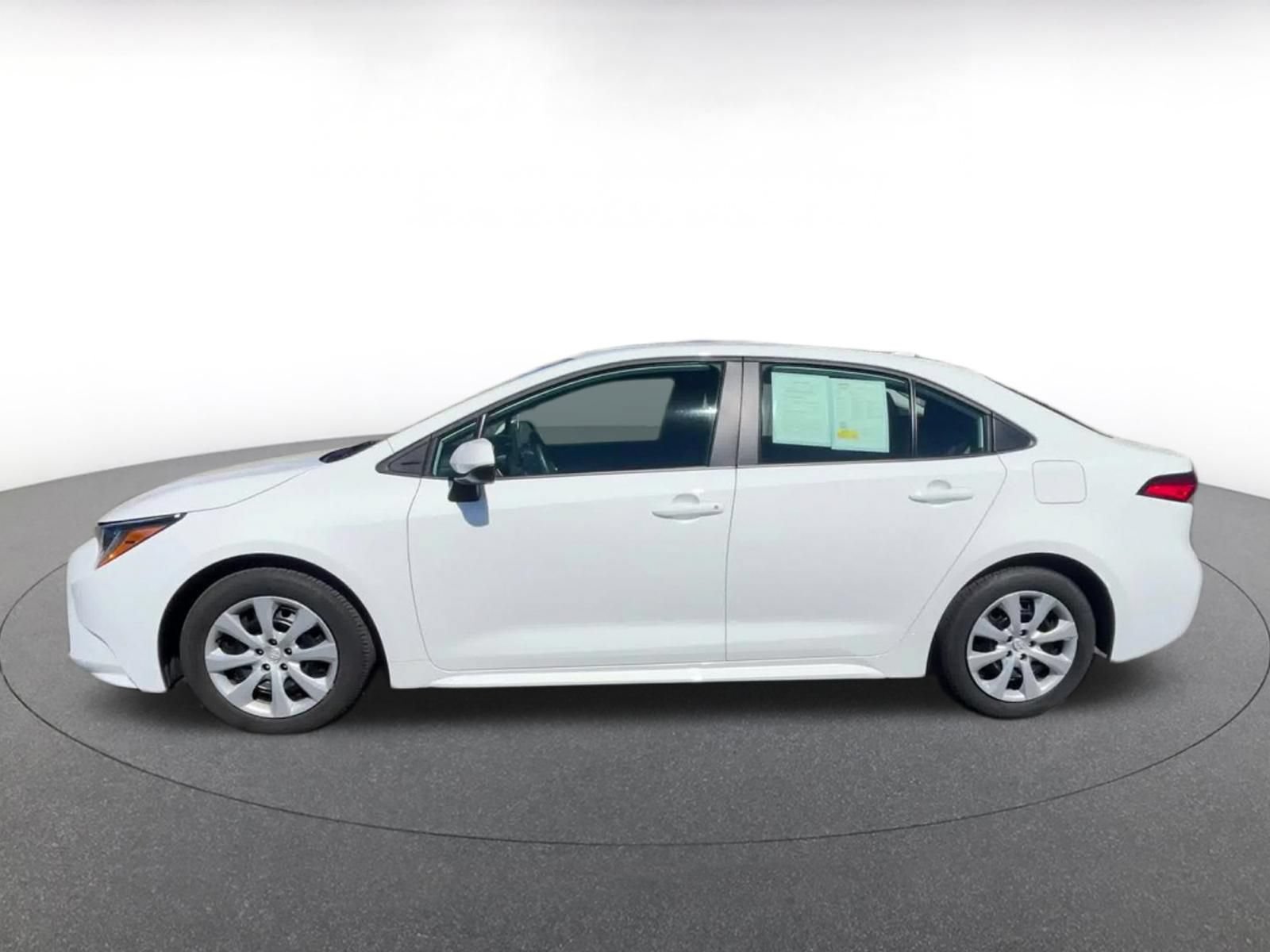Thumbnail: 2025 Toyota Corolla - 9
