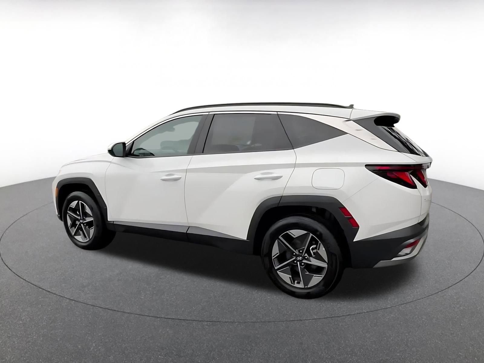 Thumbnail: 2025 Hyundai Tucson - 10