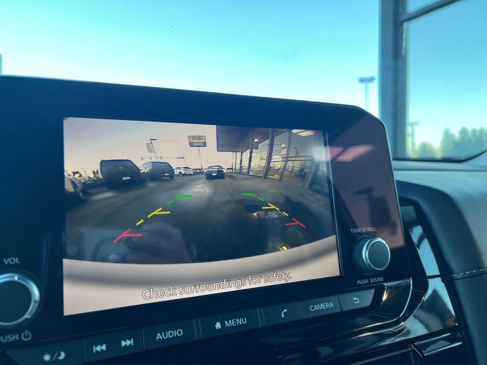 Thumbnail: 2025 Nissan Pathfinder - 17