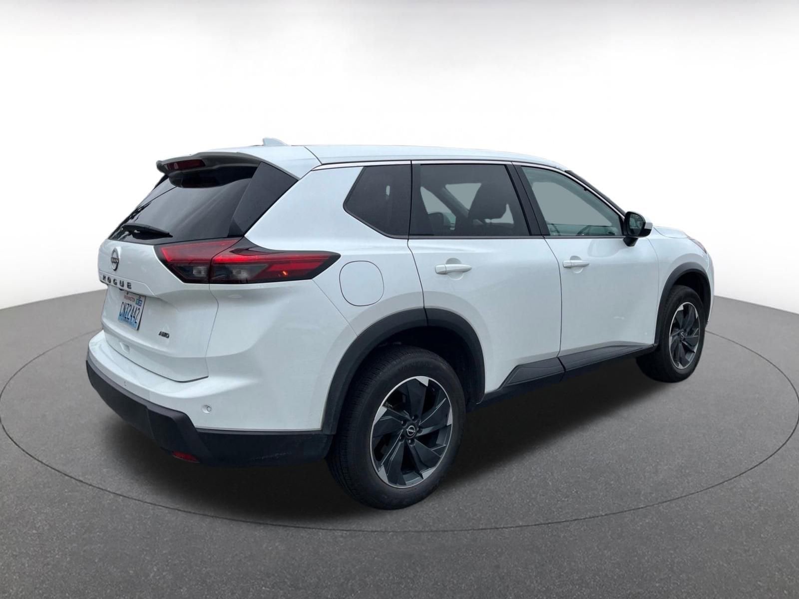 Thumbnail: 2025 Nissan Rogue - 7