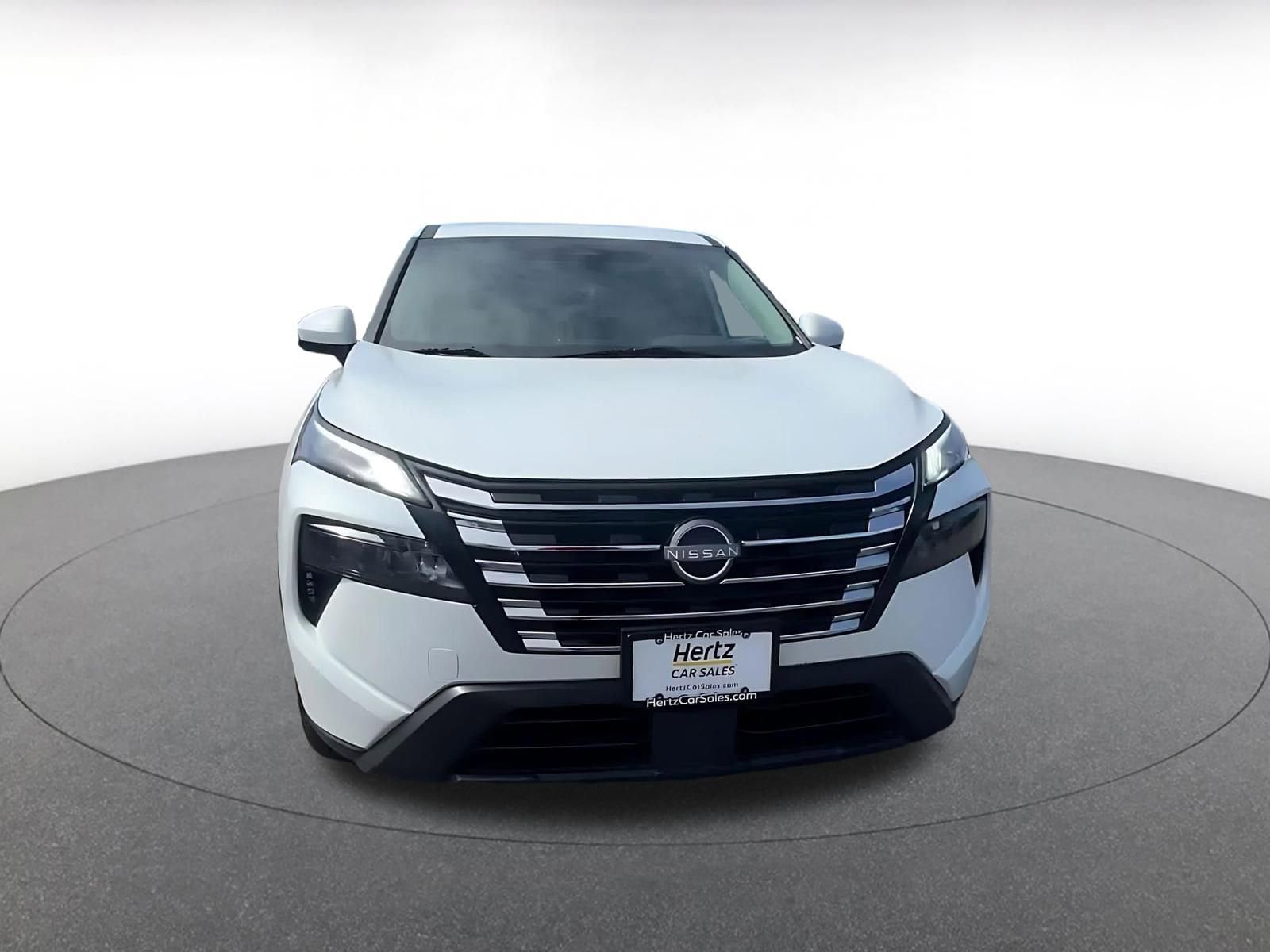 Thumbnail: 2025 Nissan Rogue - 4