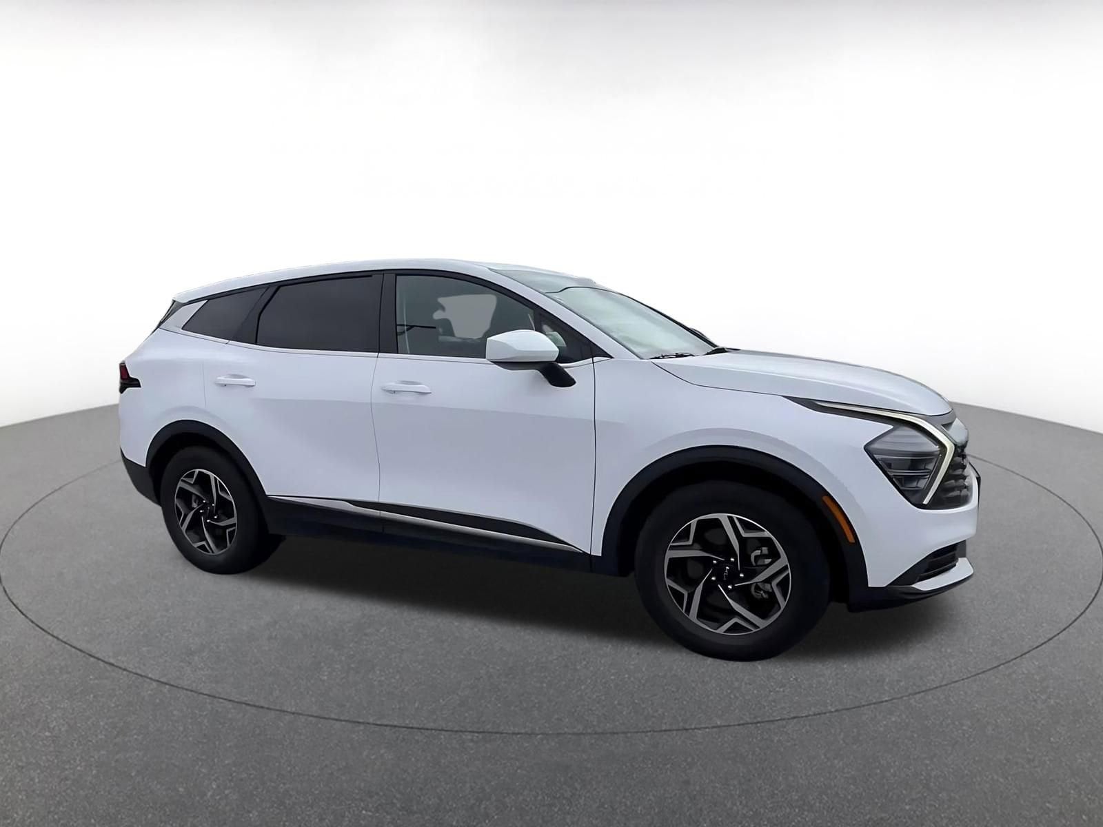 Thumbnail: 2025 Kia Sportage - 2