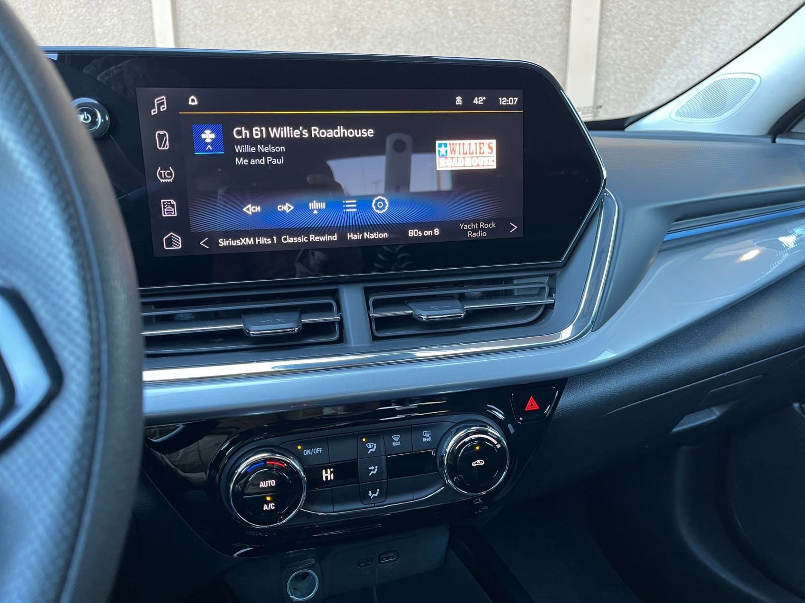 Thumbnail: 2025 Chevrolet Trax - 20