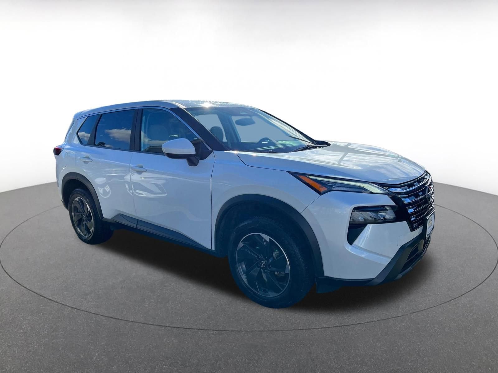 Thumbnail: 2025 Nissan Rogue - 1