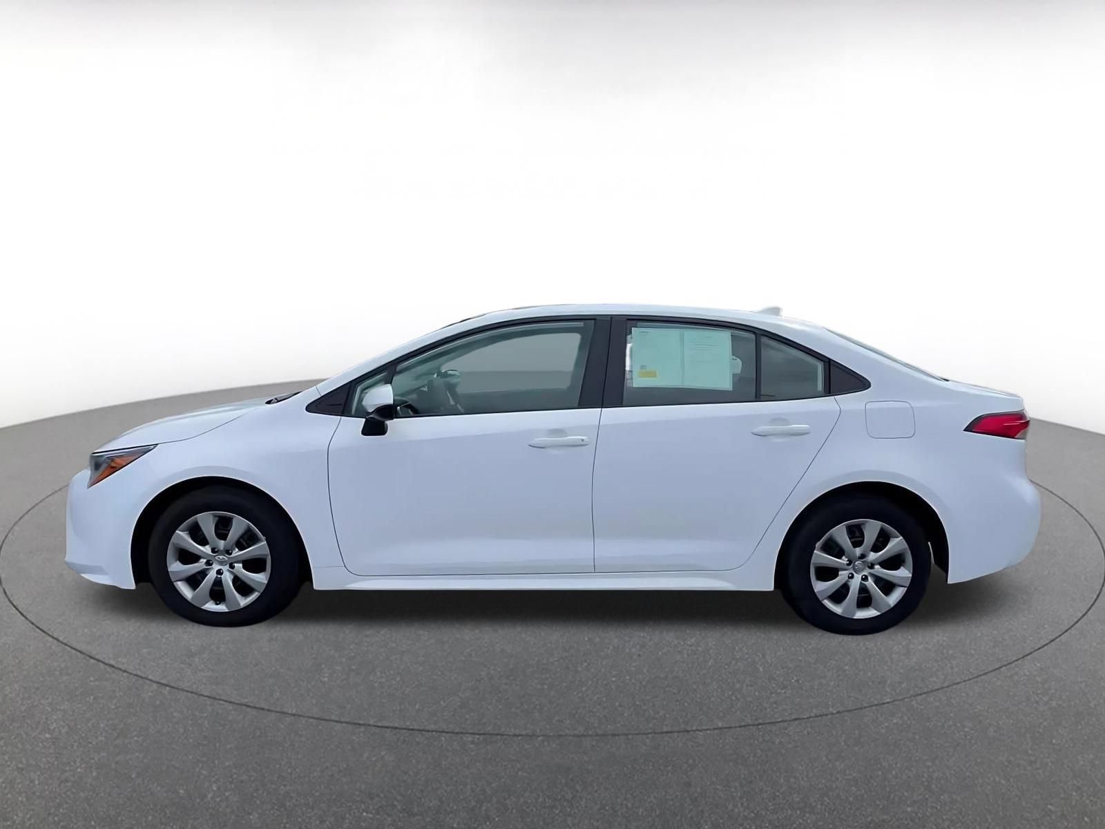 Thumbnail: 2025 Toyota Corolla - 9