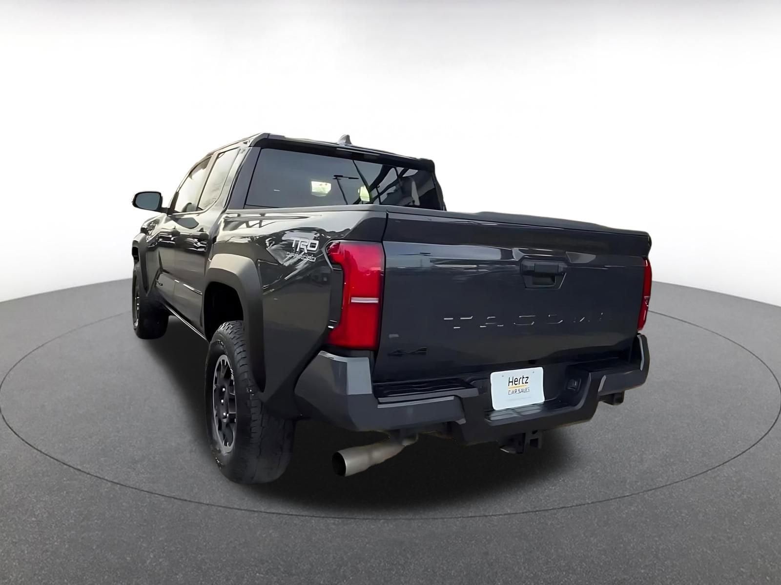 Thumbnail: 2025 Toyota Tacoma - 10