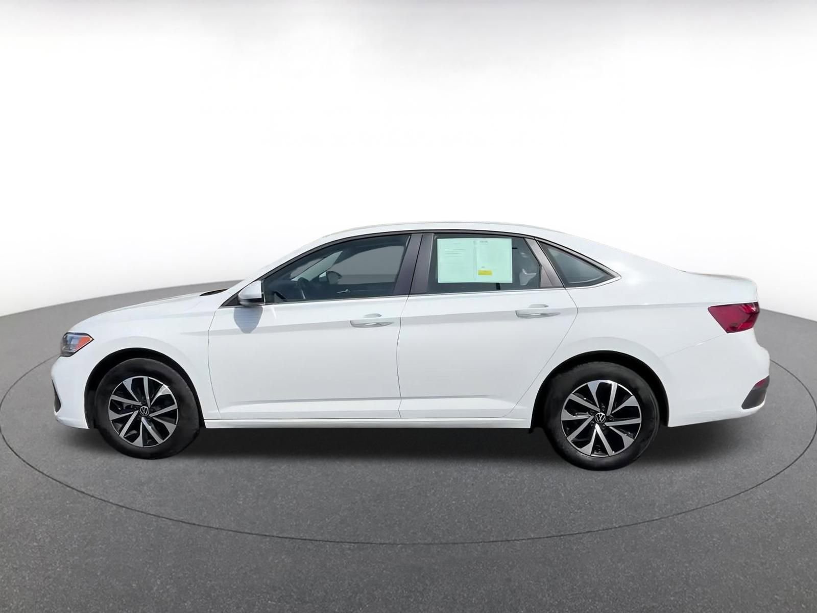 2024 Volkswagen Jetta S 8