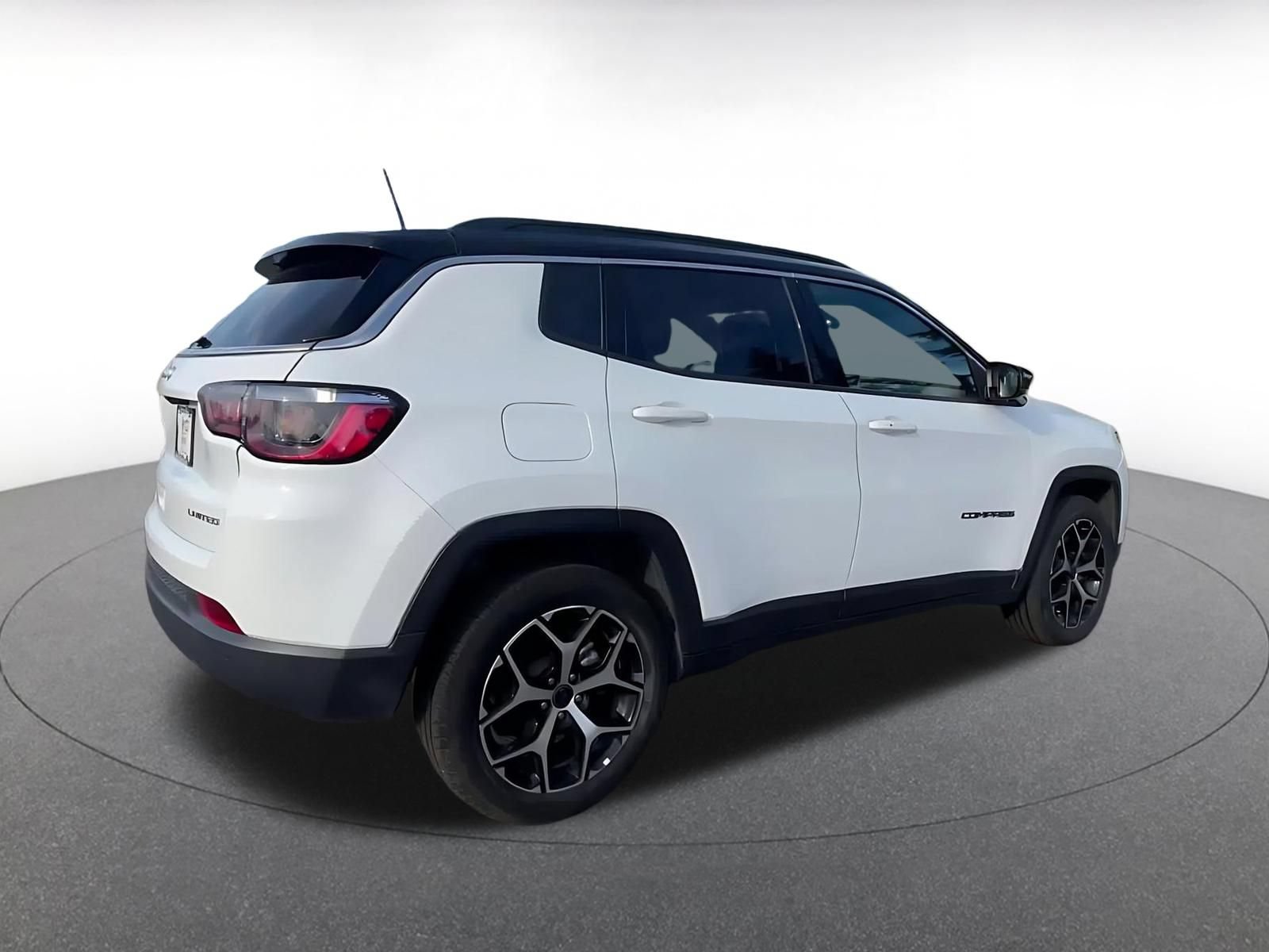 Thumbnail: 2025 Jeep Compass - 14