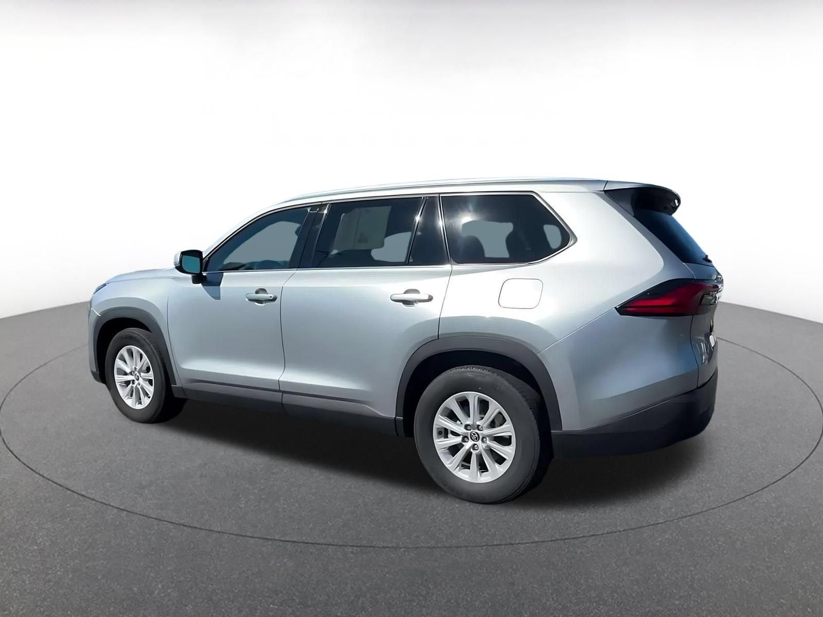 Thumbnail: 2024 Toyota Grand Highlander - 9