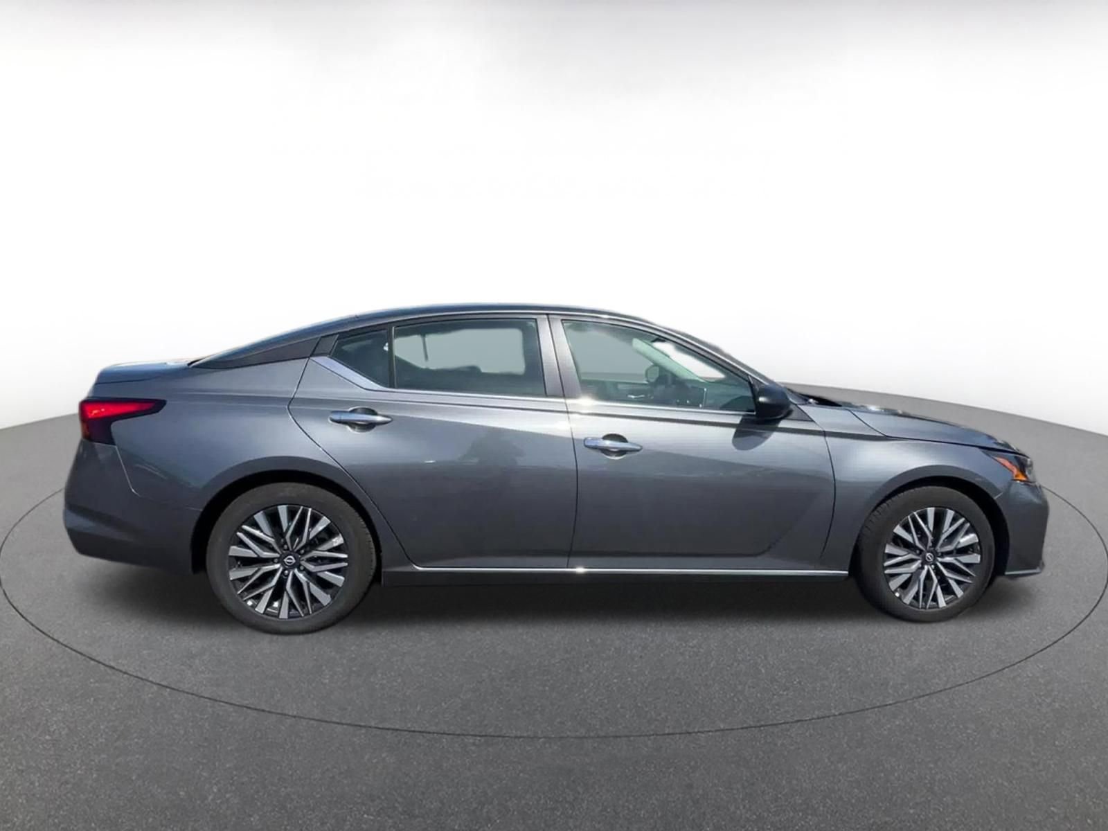 Thumbnail: 2025 Nissan Altima - 16