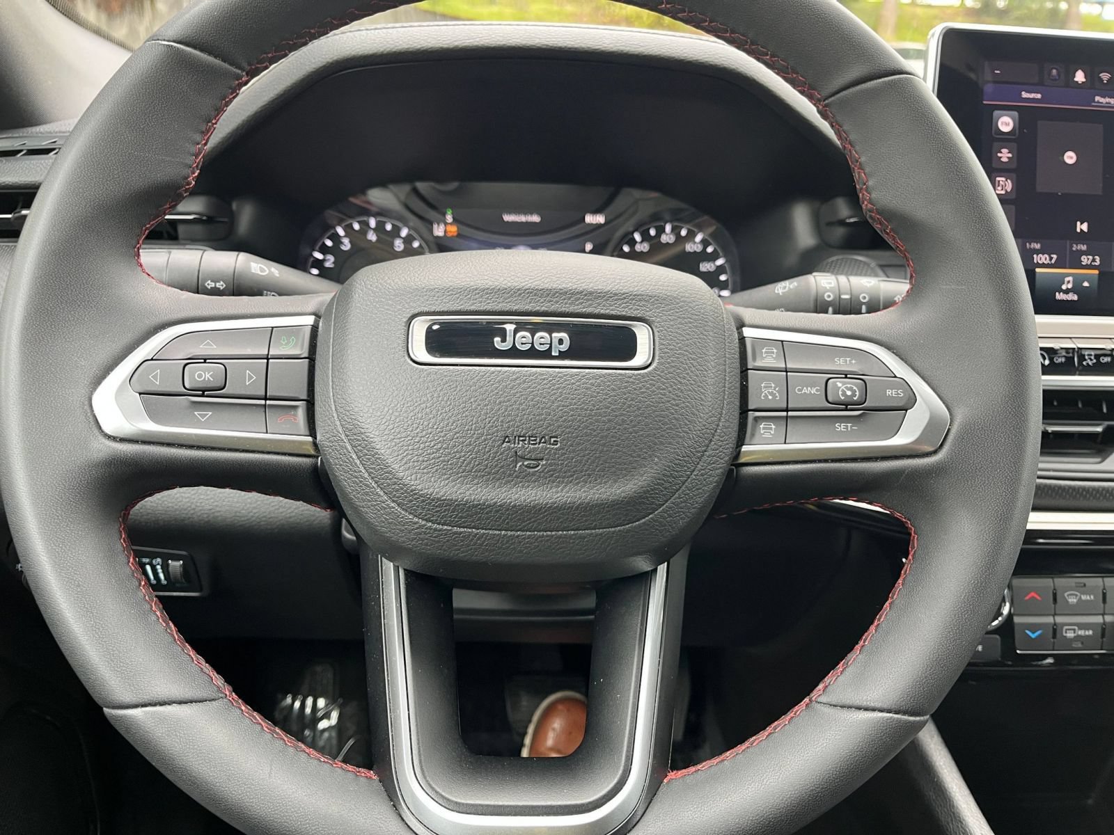 Thumbnail: 2025 Jeep Compass - 23