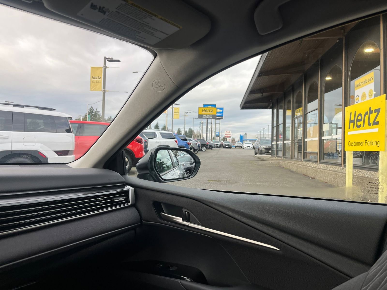 Thumbnail: 2025 Toyota Camry - 35