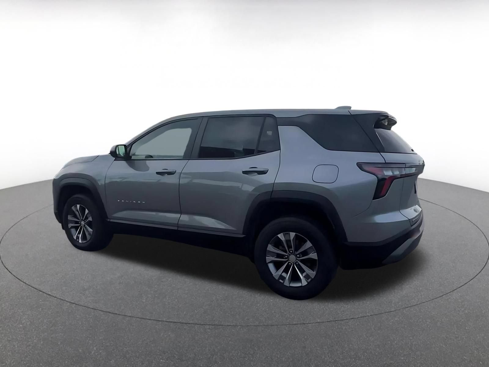 Thumbnail: 2025 Chevrolet Equinox - 10