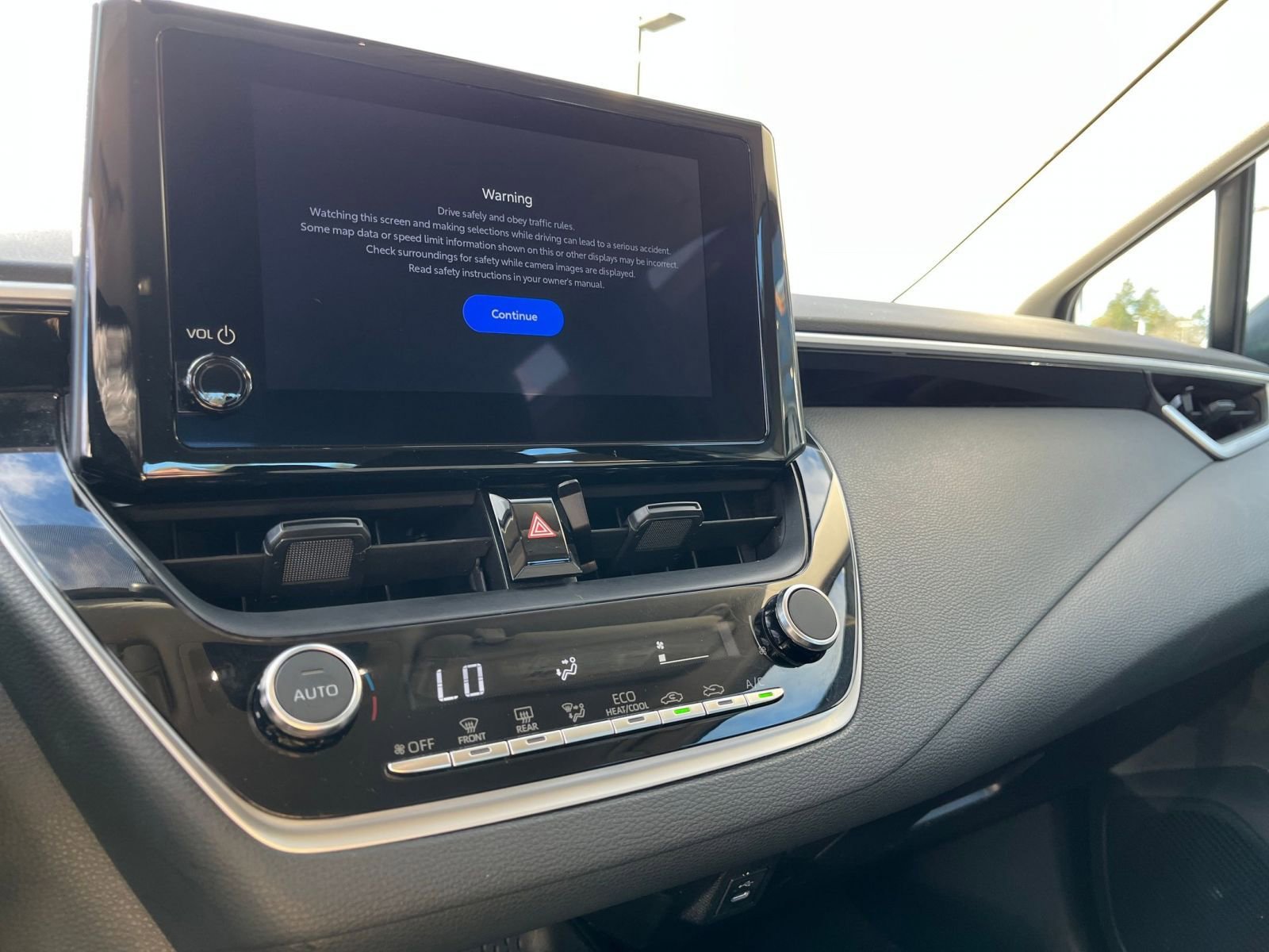 Thumbnail: 2025 Toyota Corolla - 20