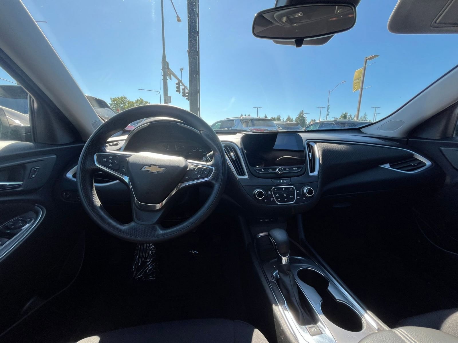 Thumbnail: 2023 Chevrolet Malibu - 33