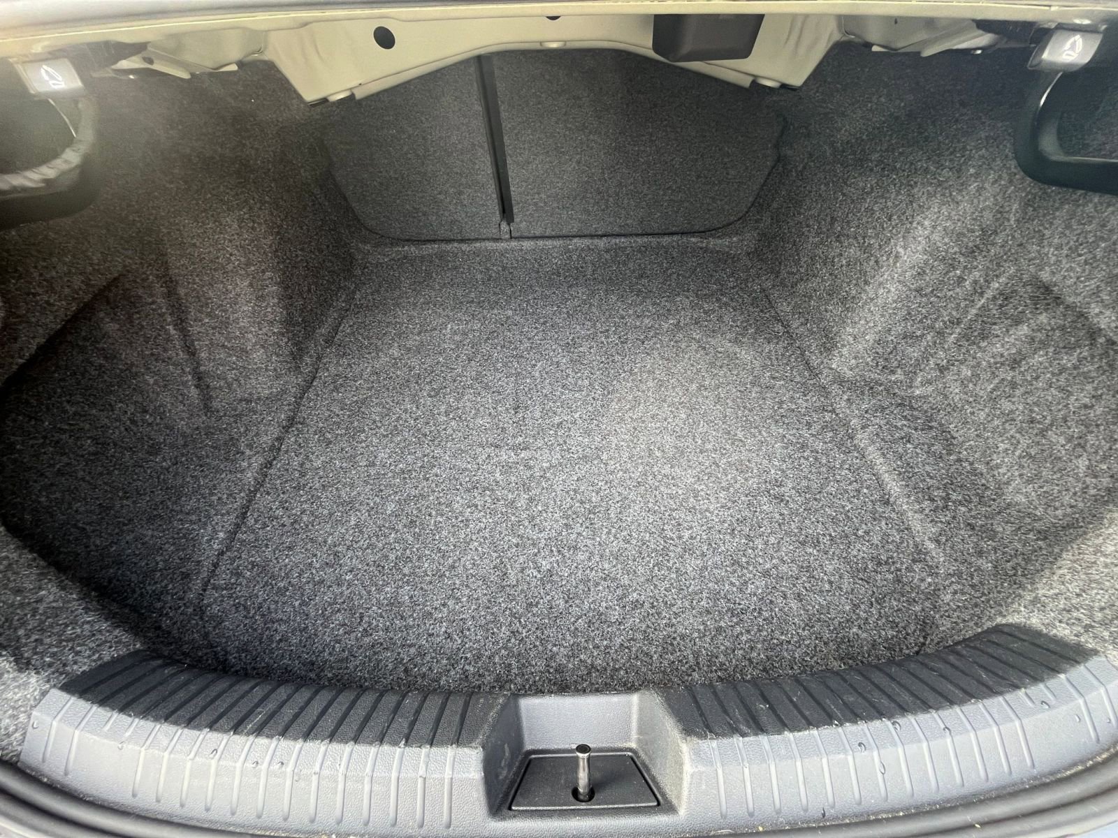 Thumbnail: 2025 Volkswagen Jetta - 31