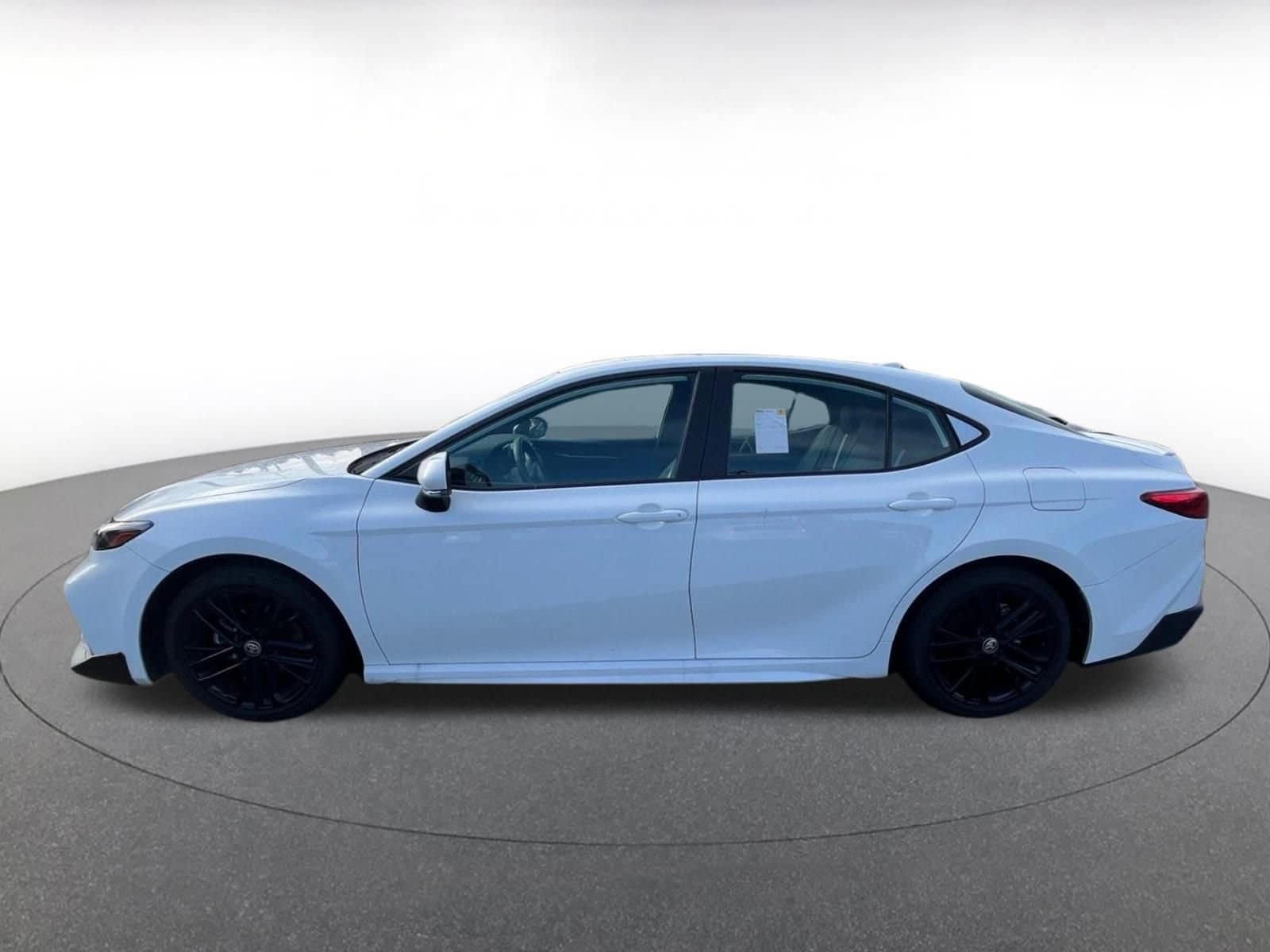 Thumbnail: 2025 Toyota Camry - 4