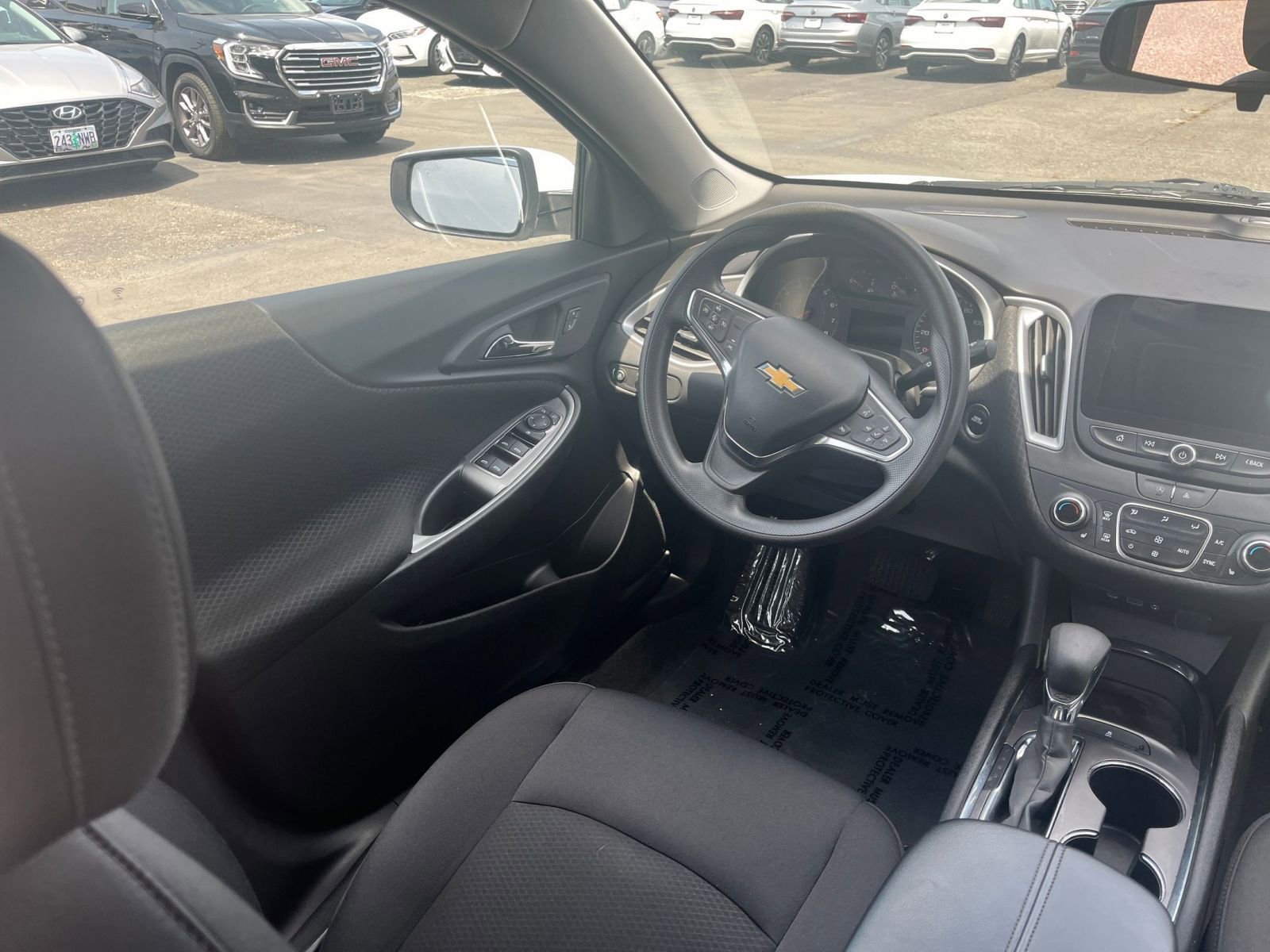 Thumbnail: 2023 Chevrolet Malibu - 34