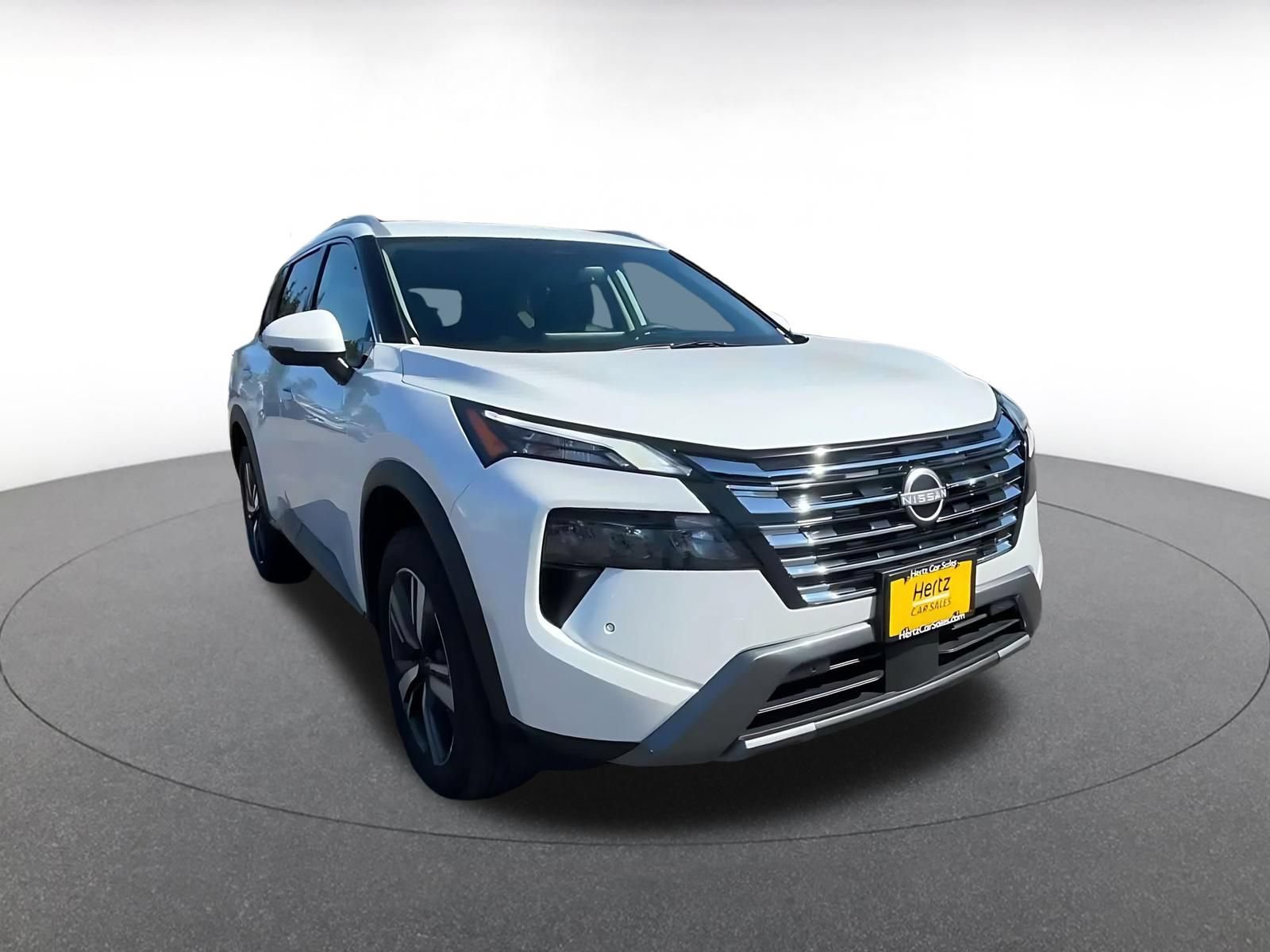 Thumbnail: 2026 Nissan Rogue - 3