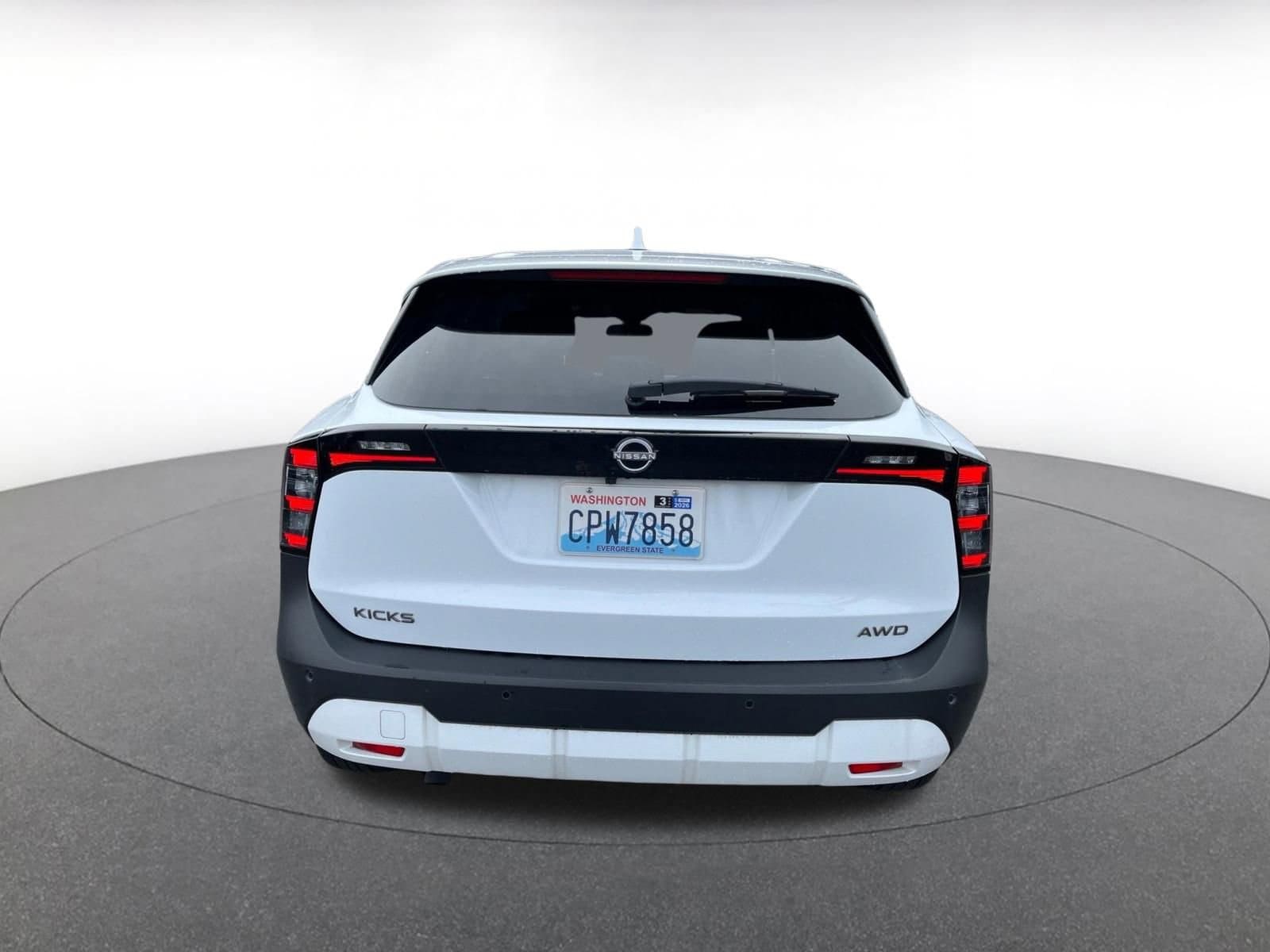 Thumbnail: 2025 Nissan Kicks - 6