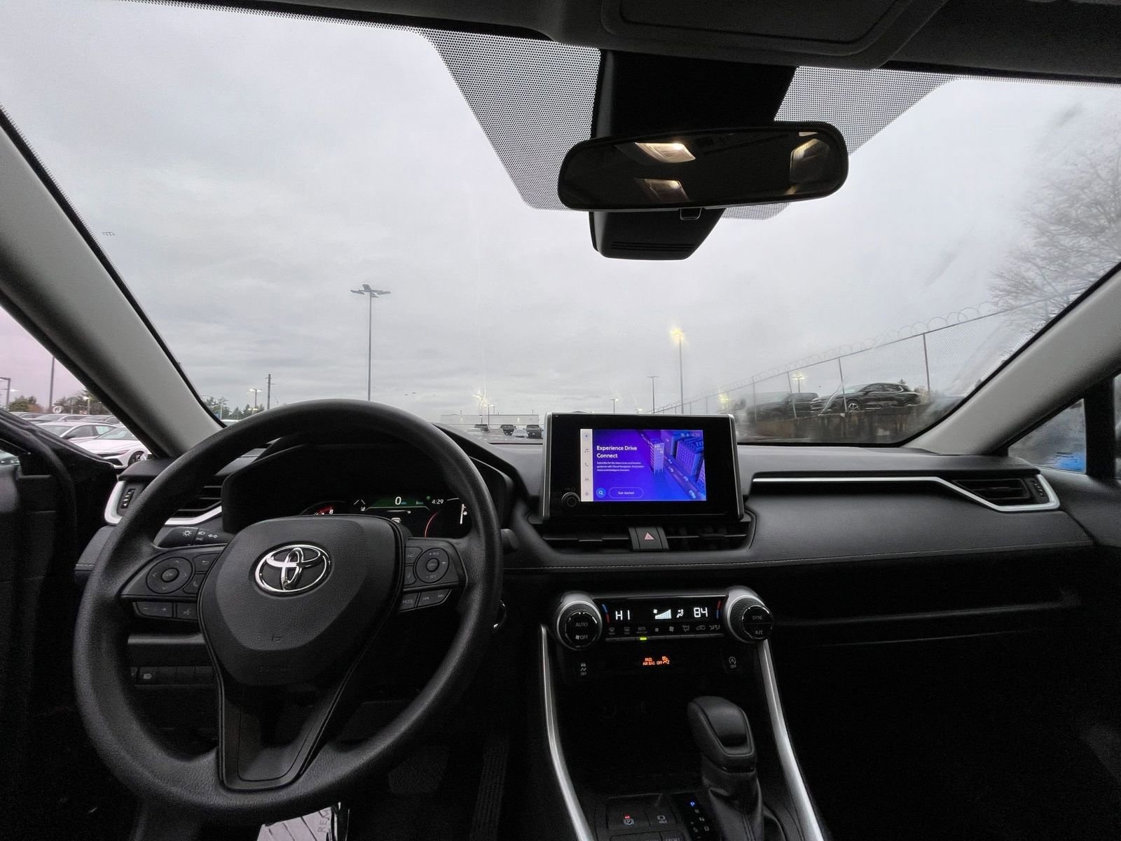 Thumbnail: 2025 Toyota RAV4 - 34