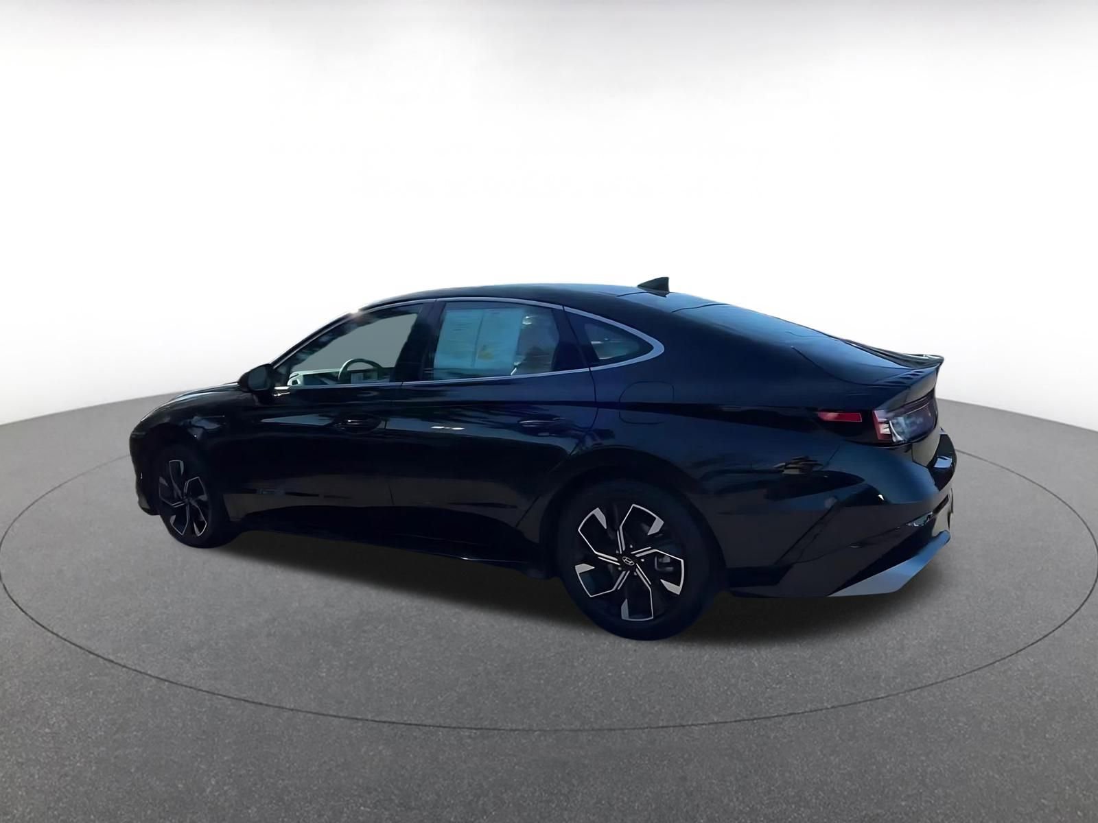 Thumbnail: 2025 Hyundai Sonata - 10