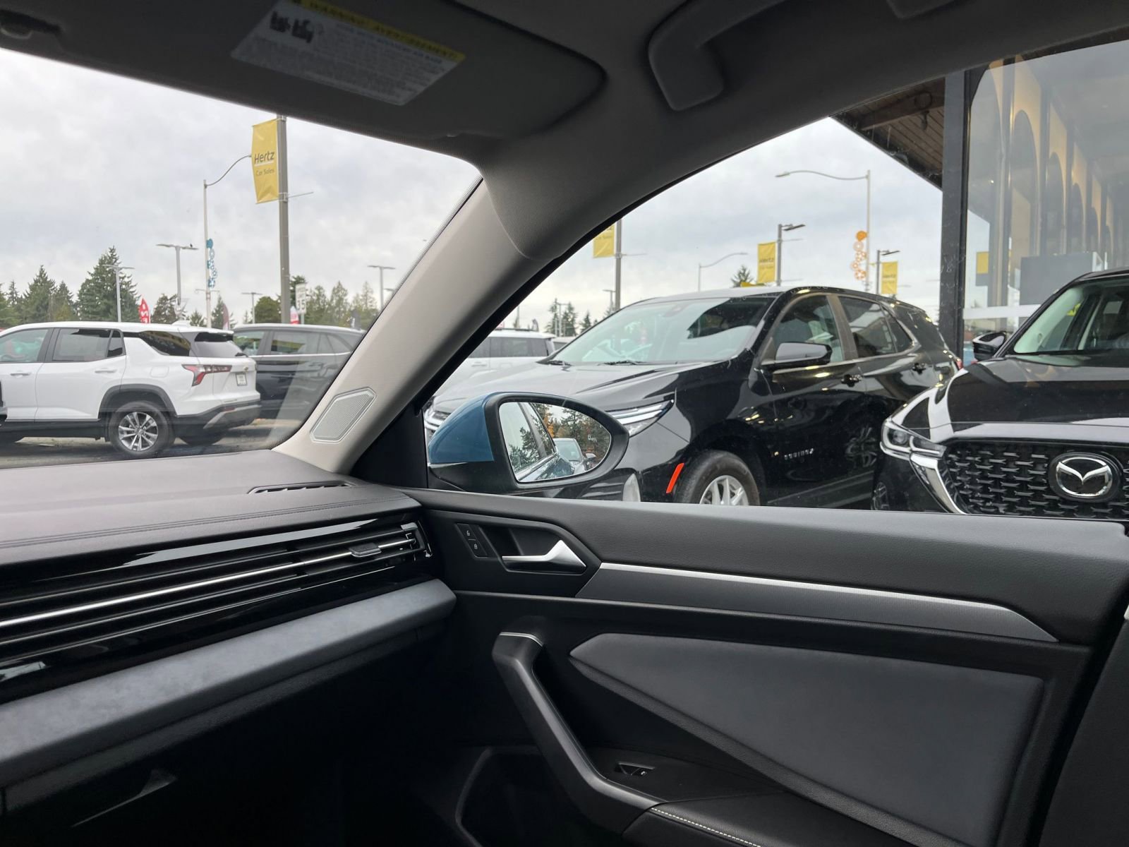 Thumbnail: 2025 Volkswagen Jetta - 35