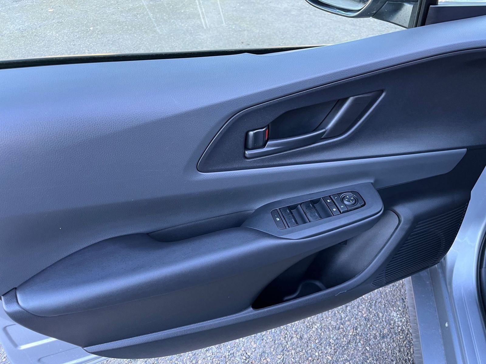 Thumbnail: 2025 Toyota Prius - 20