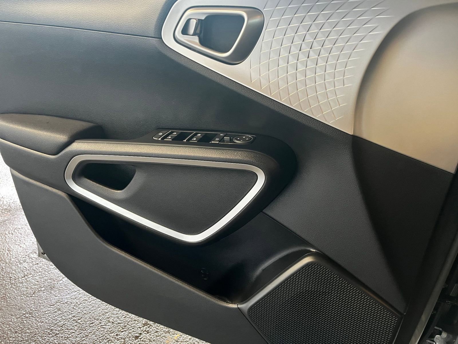 Thumbnail: 2025 Kia Soul - 18