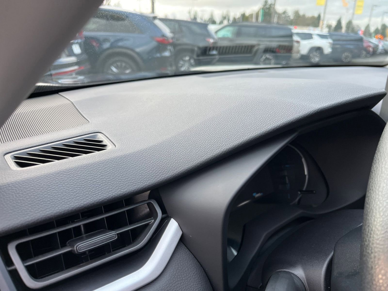 Thumbnail: 2025 Toyota RAV4 - 34