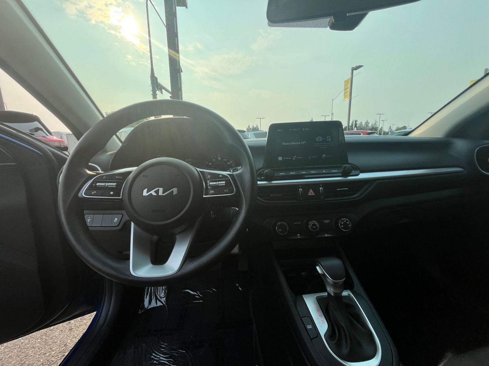 Thumbnail: 2024 Kia Forte - 33
