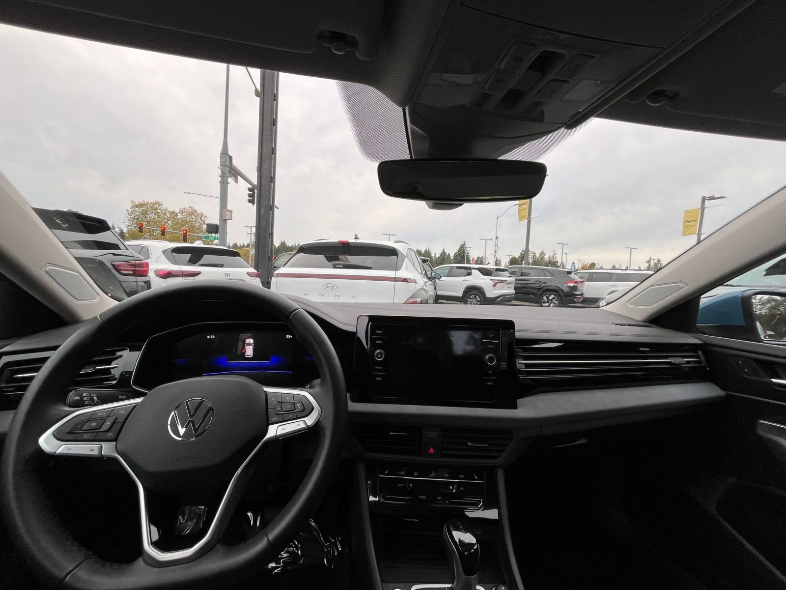 Thumbnail: 2025 Volkswagen Jetta - 33