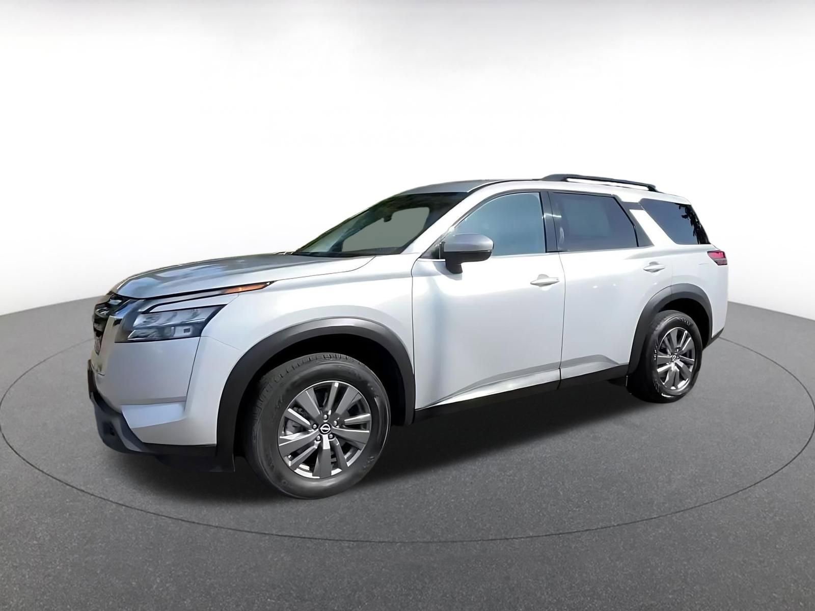 Thumbnail: 2025 Nissan Pathfinder - 8