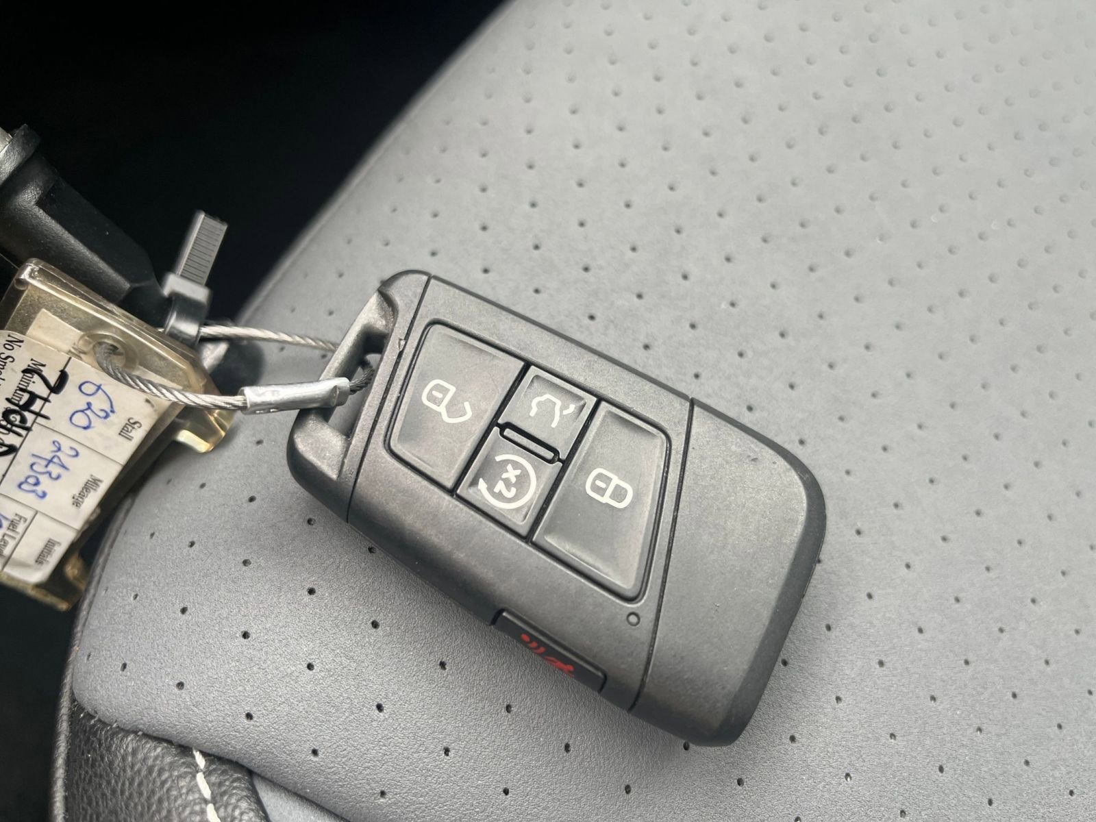 Thumbnail: 2025 Volkswagen Jetta - 27